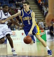 2K26能力值更新：哈登+1升至90，詹姆斯-2跌至92（2K26能力值调整：哈登上调至90，詹姆斯下调至92）