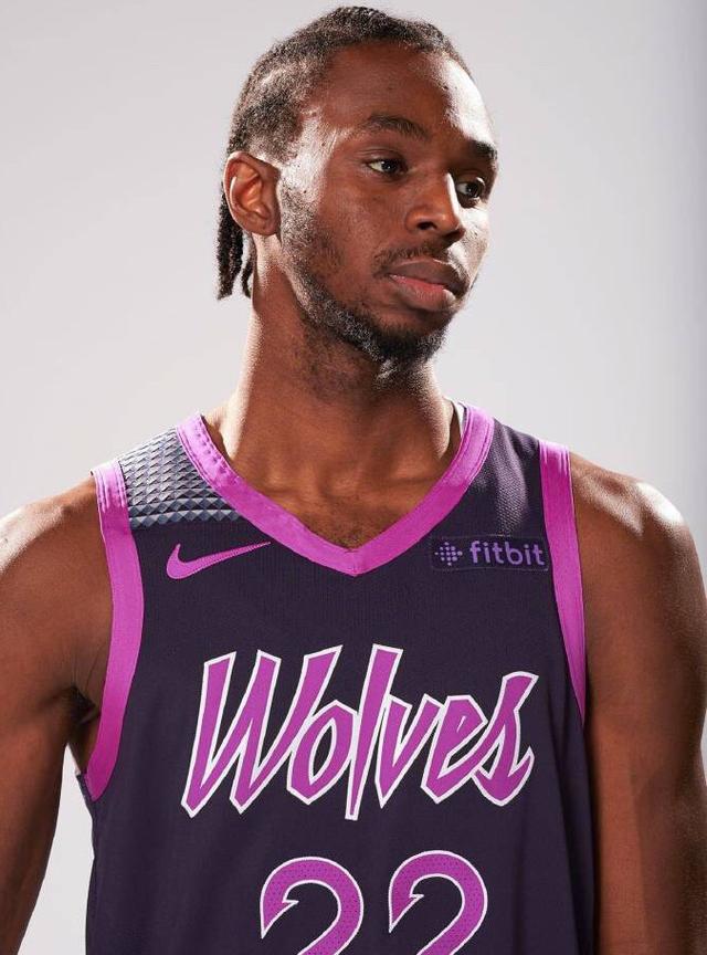 罗马诺：如果阿拉巴明年夏天离队，皇马会密切关注科纳特的情况（罗马诺：阿拉巴若明夏离队，皇马将紧盯科纳特动向）