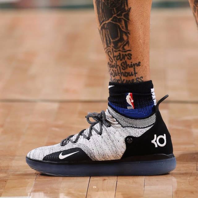 再起风波，内马尔：向教练致歉？又是哪个狗屎记者编造的谎言（风波再起，内马尔否认向教练道歉：是谁在捏造谣言？）