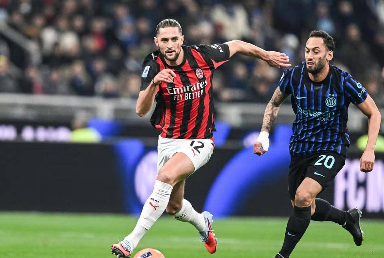 稳定表现！米切尔17中9轰28分8助攻（发挥稳健！米切尔17投9中砍下28分8助攻）