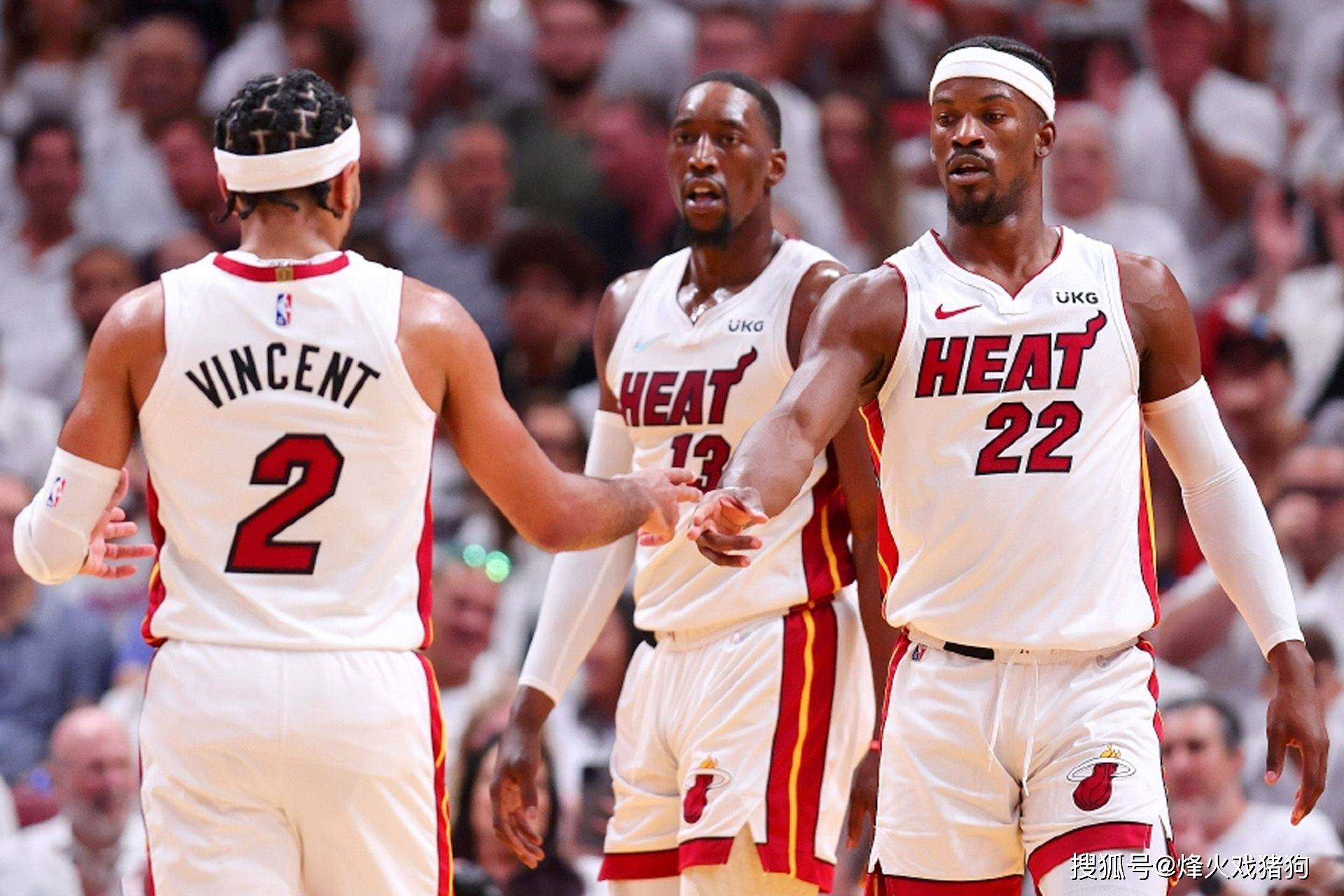 老佛爷：特瓦斯的薪水是英超主席的六倍，现在是时候清算他了（老佛爷：特瓦斯薪资是英超主席的6倍，清算他的时刻到了）