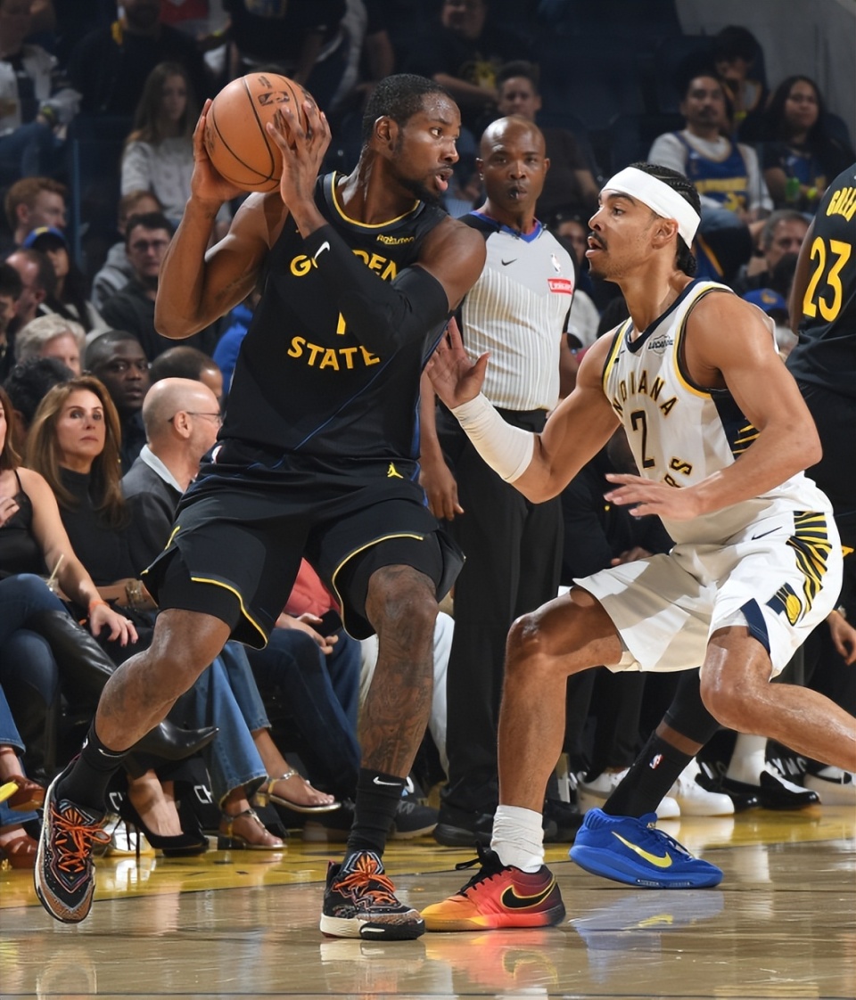 天空：维萨未随布伦特福德前往客场参加比赛，他仍渴望离队（天空：维萨缺席布伦特福德客场之旅，仍有离队意愿）